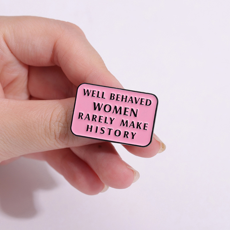 Pin Enamel feminis perlengkapa - Jewelry Making History ulasan dan harga